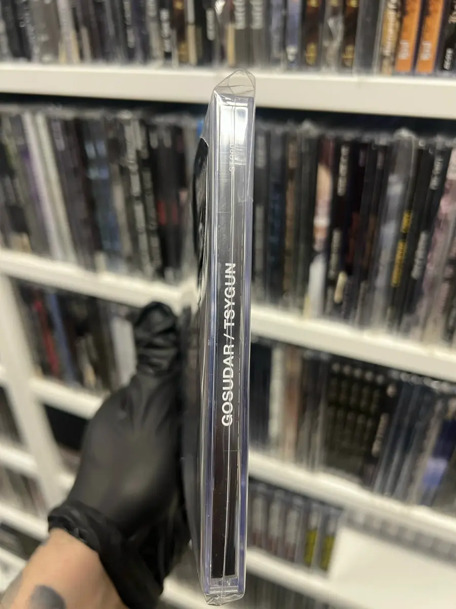 Корешок jewel case CD Gosudar и Tsygun Split крупным планом