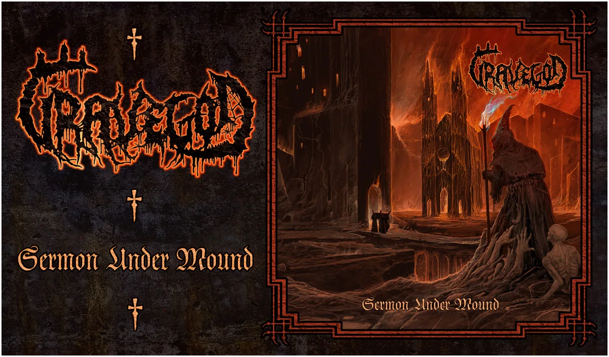 Разворот физического издания Gravegod Sermon Under Mound